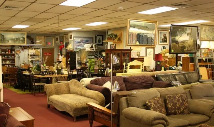 Stretch Your Dollar: Finding Cheap Used Furniture Gems