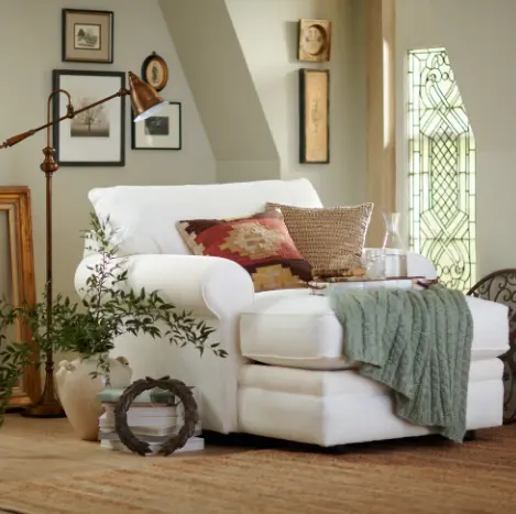 Unwind in Style: Choosing Comfortable Home Furniture